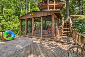 Idyllic Murphy Hideaway with Multi-Level Deck!